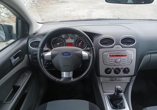 Ford Focus cena 16800 przebieg: 180000, rok produkcji 2010 z Raciąż małe 301